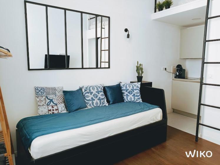 Studio Vieil Antibes Marche Provencal Exterior photo